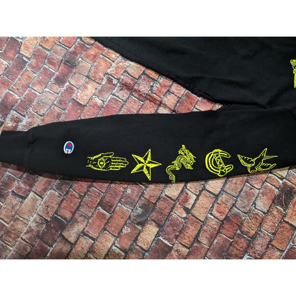Champion Black/Yellow Script Long Sleeve Tee Size M - Picture 4 of 6